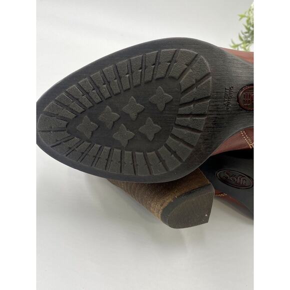 SOFT Boots Brown Red Leather Ankle Bootie Side Zip Western Harness Style 8.5W - Picture 10 of 12